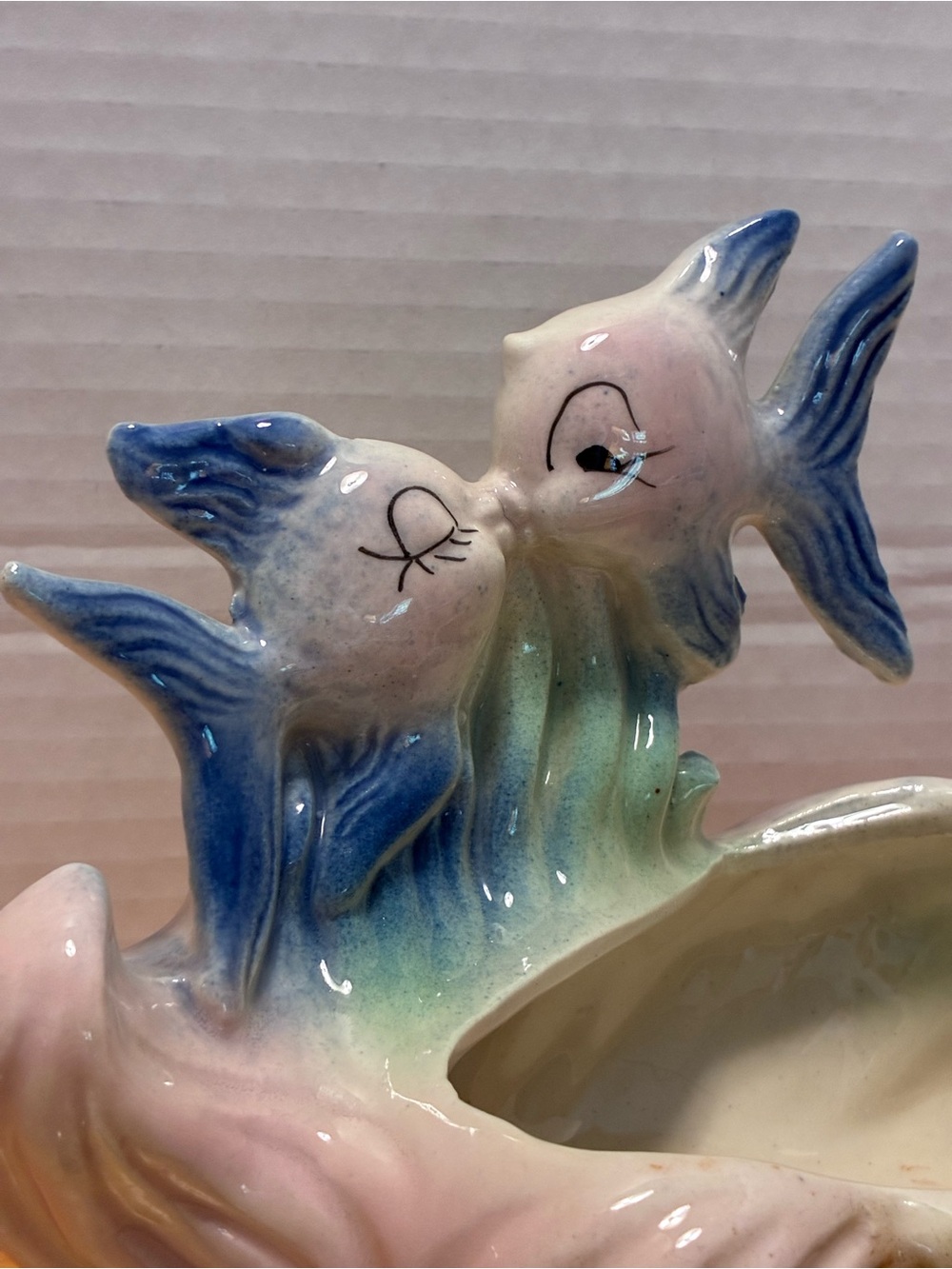 Vintage Pastel Ceramic Kissing Fish Decor - Blue & Pink - Picture 2 of 8